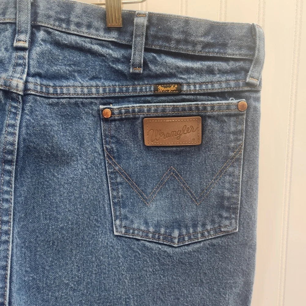 Wrangler Men's Straight Leg Blue Jeans